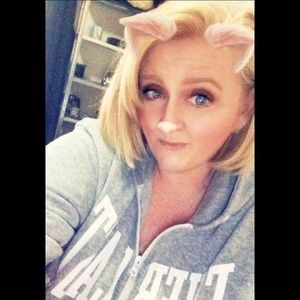 Meet your Posher, Barbie